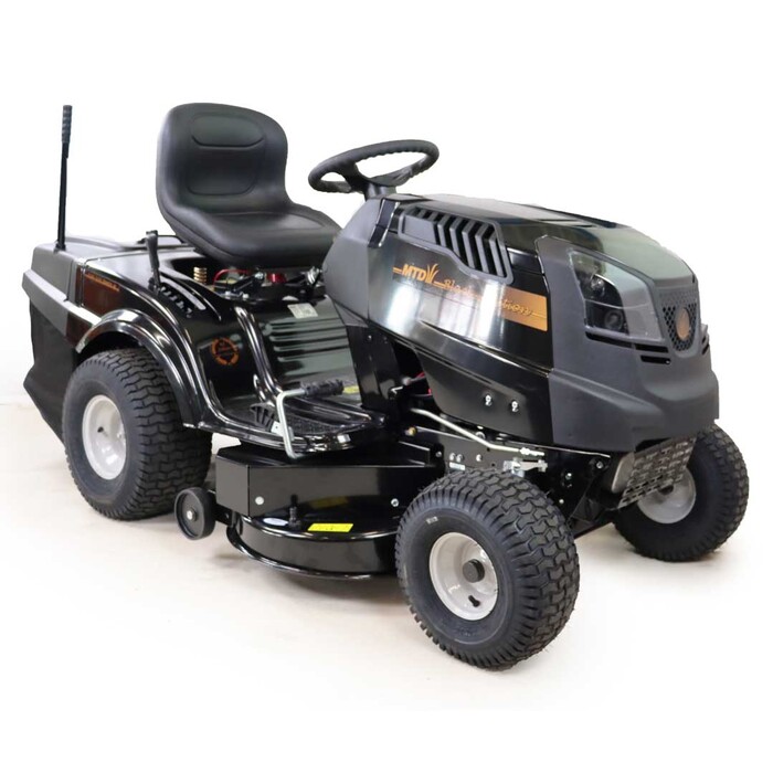 BLACK EDITION® 220/105 Twin H Rasentraktor